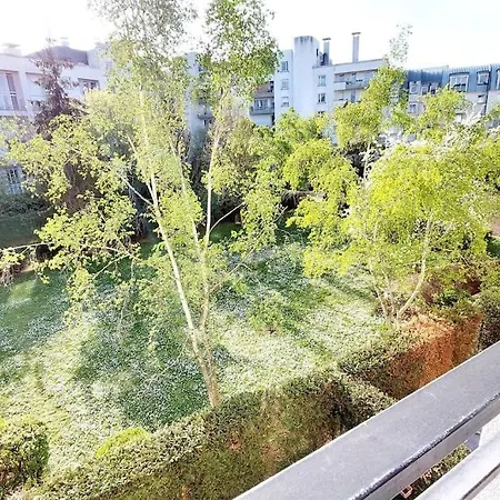 Cosy 2, 2 Chambres, 6 Personnes, 3 Min Gare, Parking Apartment *